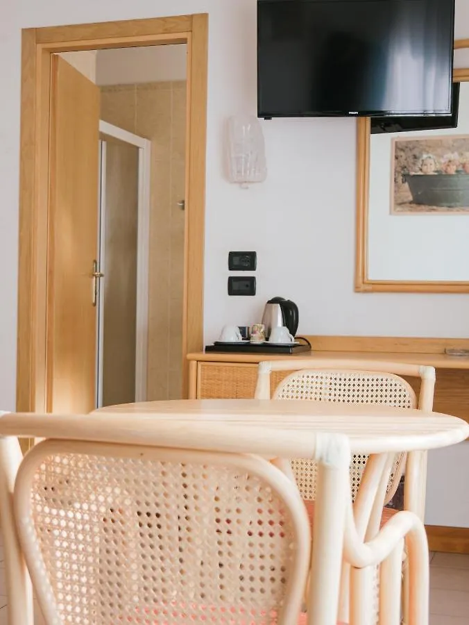 Hotel Bristol Lido di Jesolo 4*,