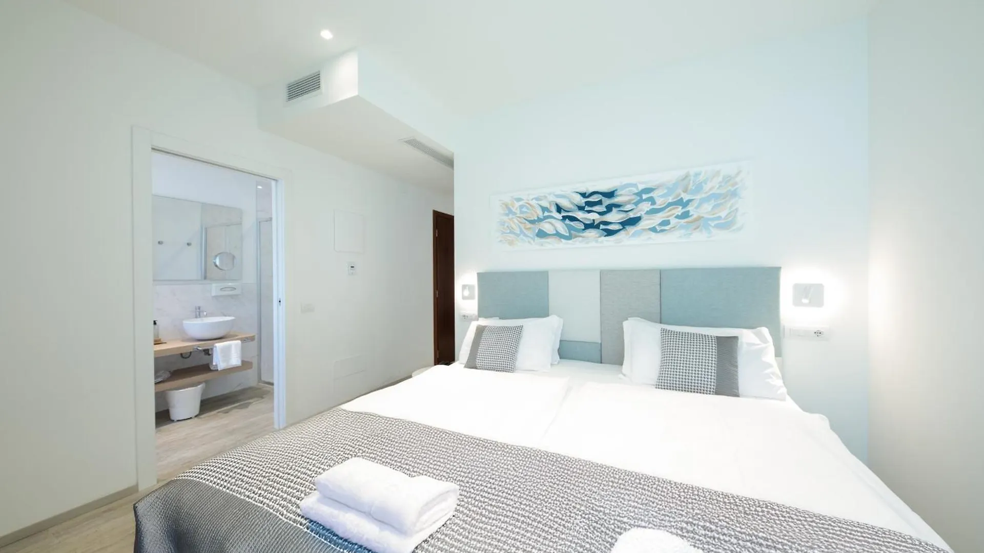 לידו די ג'סולו Hotel Bristol איטליה